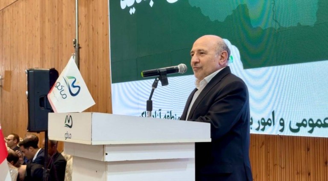 تجلیل منطقه آزاد ماکو از معلمان نمونه و تأکید بر هوشمندسازی مدارس